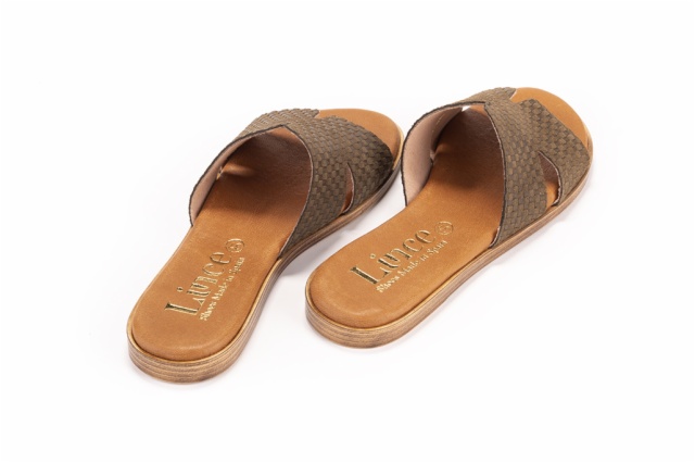 SANDALIA GRABADO CUADROS KAKI MENORCA