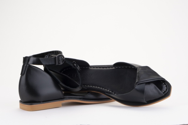SANDALIA PLANA FLORENCIA NEGRO