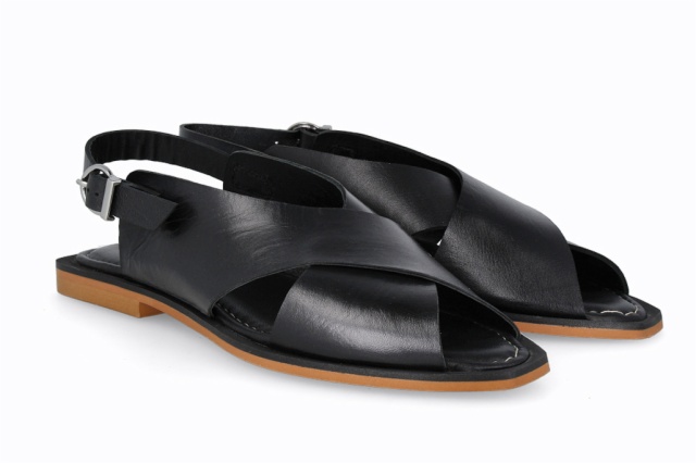 SANDALIA PLANA FLORENCIA NEGRO