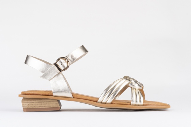 SANDALIAS PLANAS PLATINO