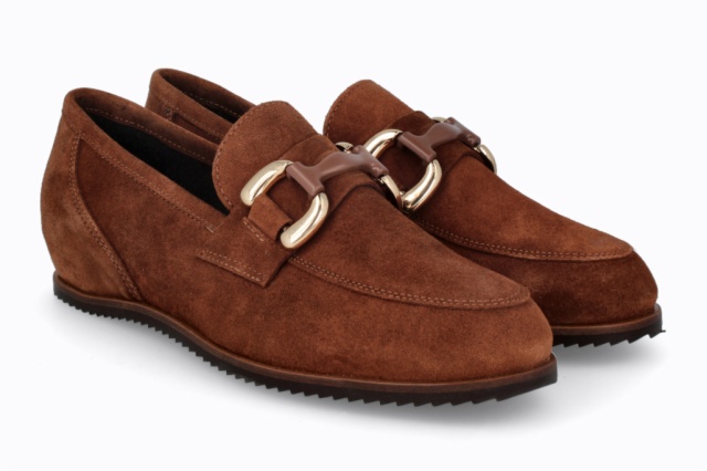 MOCASÍN SERRAJE NOGAL CON CUÑA EMBUTIDA