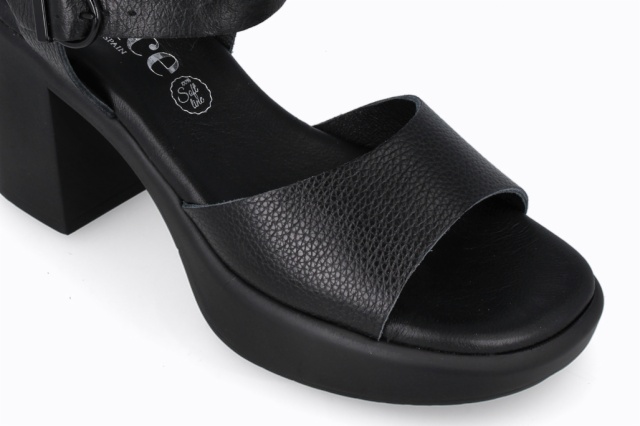 TACONES VELVET NEGRO BABEL
