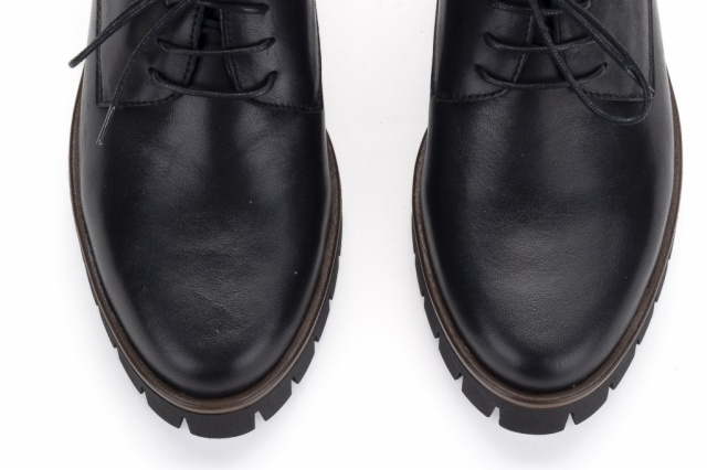 BLUCHERS PIEL NEGRA