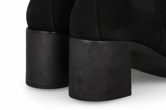 BOTÍN VELVET ALCORA NEGRO