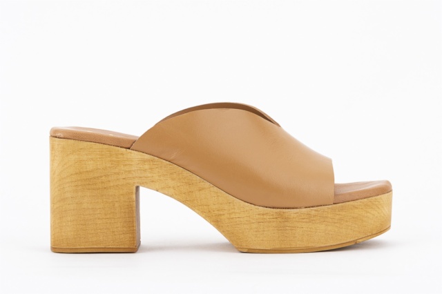 SANDALIA FLORENCIA CAMEL