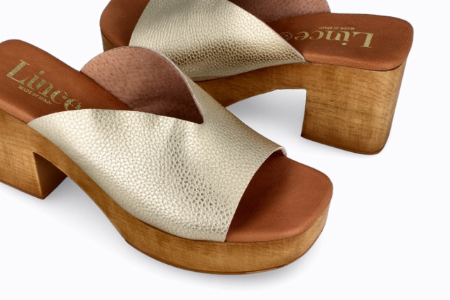 SANDALIA ANIMAL PRINT PLATINO ABRIL