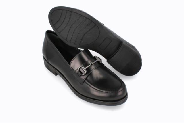 MOCASÍN CLARA NEGRO