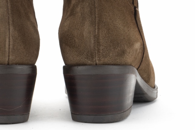 BOTIN COWBOY SERRAJE KAKI PISO DAKOTA
