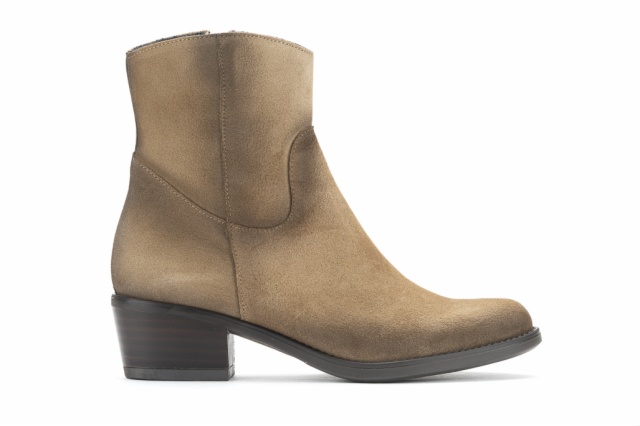 BOTIN COWBOY SERRAJE TIERRA PISO DAKOTA