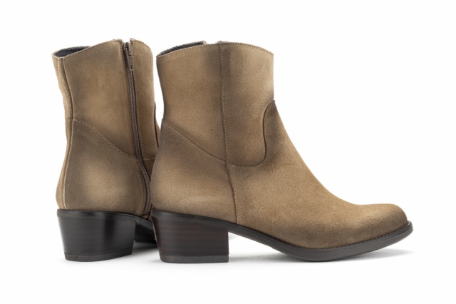 BOTIN COWBOY SERRAJE TIERRA PISO DAKOTA