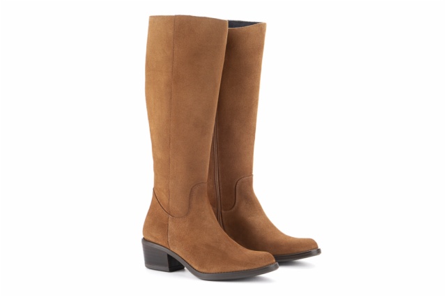 BOTA COWBOY SERRAJE CUERO PISO DAKOTA
