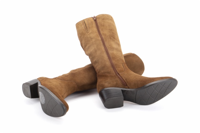 BOTA COWBOY SERRAJE CUERO PISO DAKOTA
