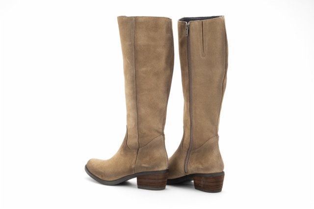 BOTA COWBOY SERRAJE TIERRA PISO DAKOTA