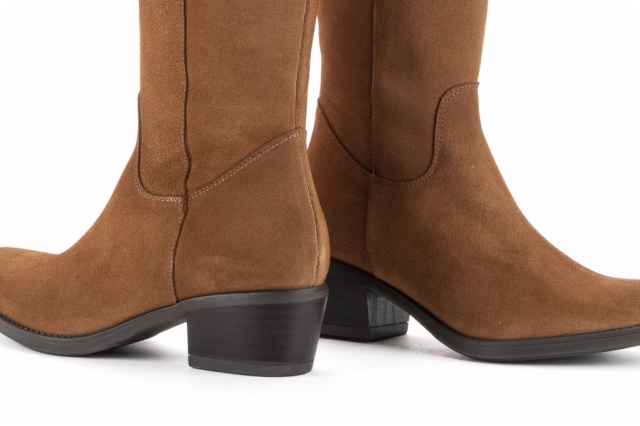 BOTA COWBOY SERRAJE TOSTADO PISO DAKOTA
