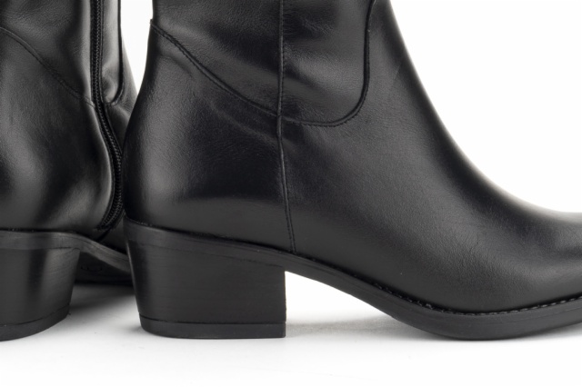 BOTIN COWBOY SERRAJE NEGRO PISO DAKOTA_CLON