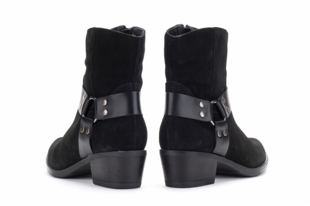 BOTIN COWBOY PIEL NEGRA PISO DAKOTA