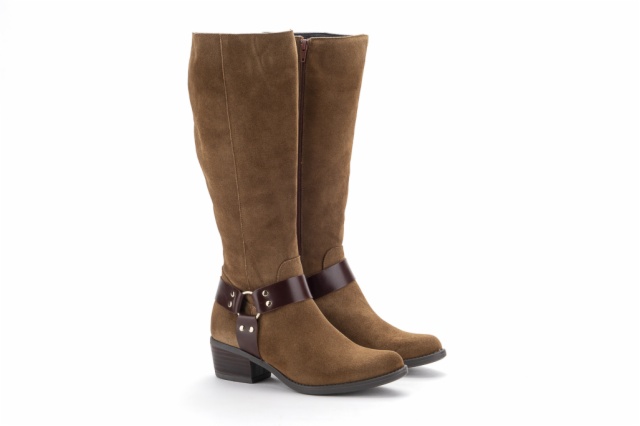 BOTA COWBOY DE PIEL MARRON PISO DAKOTA