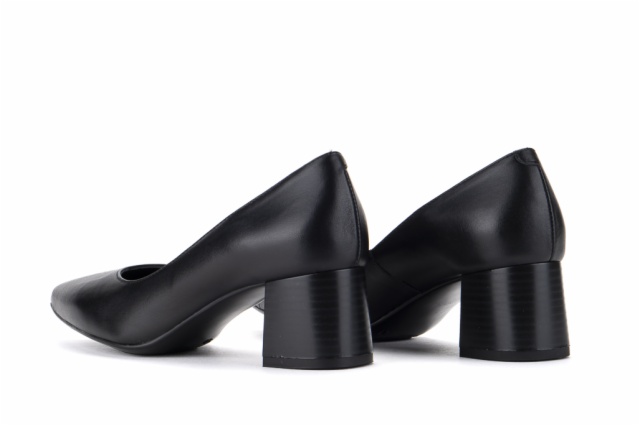 ZAPATOS PONCHO NEGRO SIRA