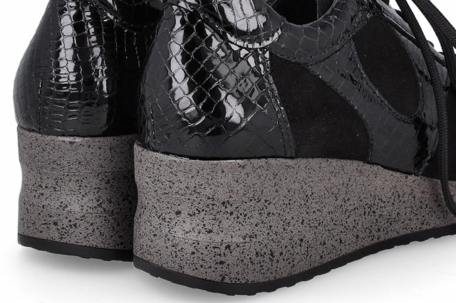 BOTÍN VELVET NEGRO MICHIGAN
