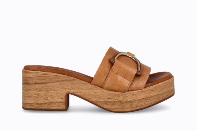 ZUECOS CAMEL ABRIL
