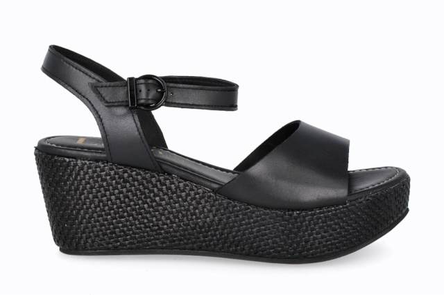 SANDALIAS NEGRAS MAYKA