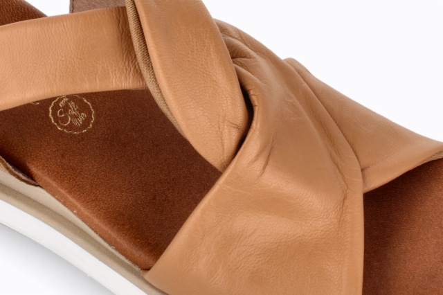 SANDALIAS CAMEL VENETO