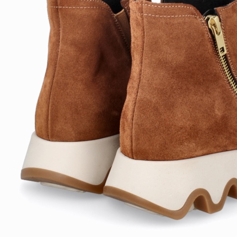 BOTÍN OLA SERRAJE BRANDY