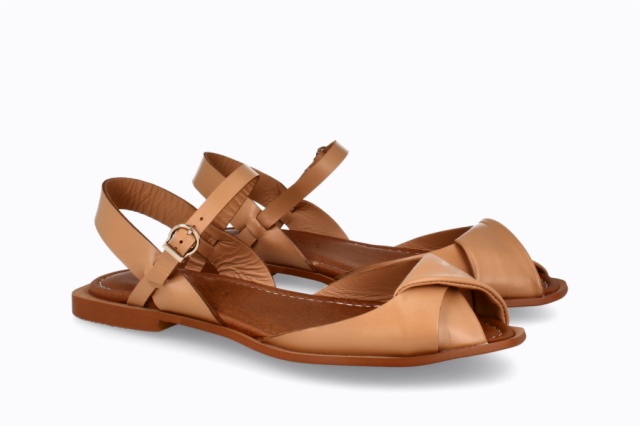 SANDALIA PLANA FLORENCIA CAMEL