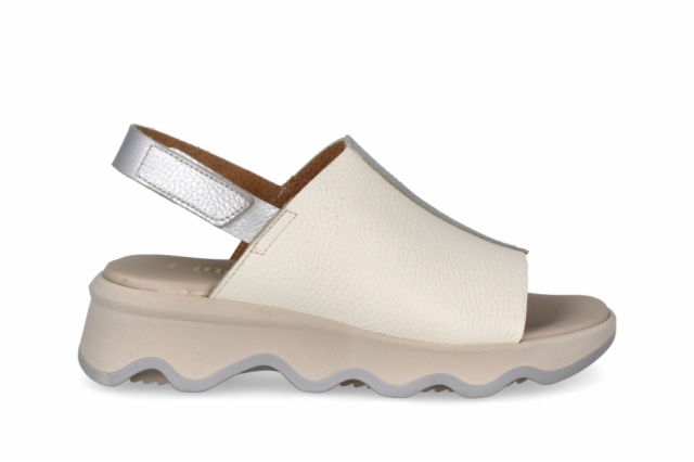 SANDALIA BUGUI NUCLEAR MAREA BEIG GRIS