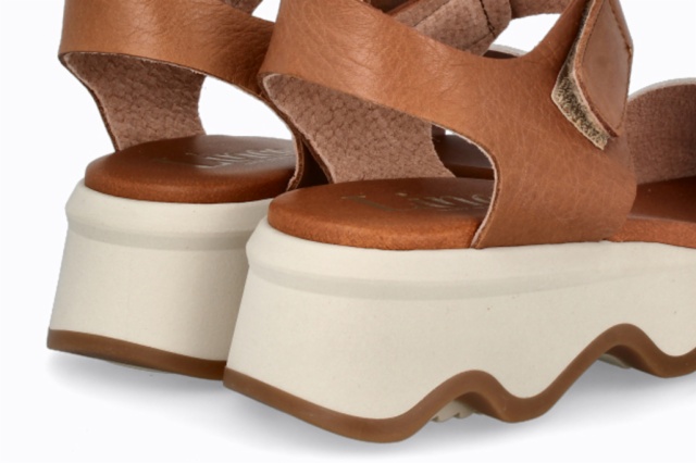 SANDALIA MAREA VELCRO VELVET BEIG OCRE