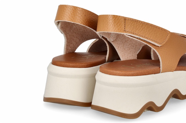SANDALIA BUGUI MAREA BEIG OCRE