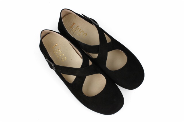 BAILARINA LEILA NEGRO