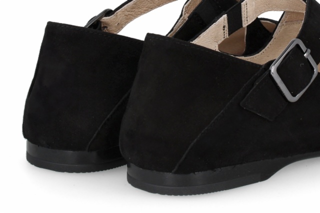 BAILARINA LEILA NEGRO