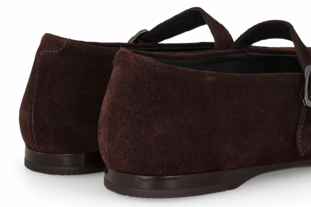 BAILARINA LEILA MARRON