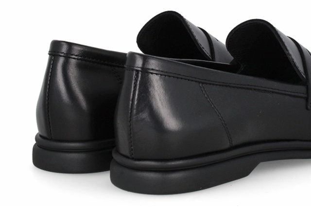 MOCASÍN SIERRA WOMAN NEGRO