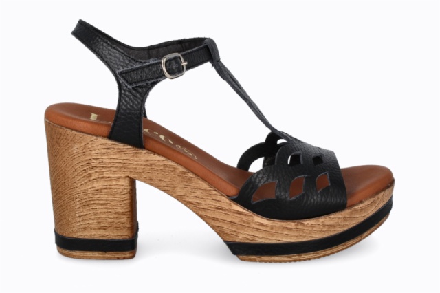 SANDALIA BUGUI CAPRI OCRE