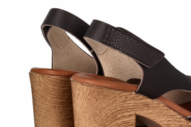 SANDALIA BUGUI CAPRI MARRON