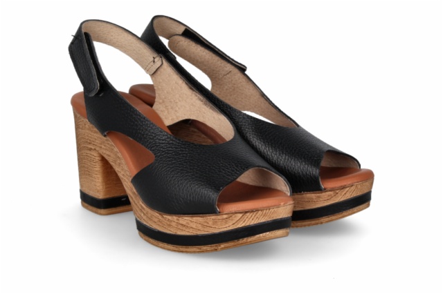 SANDALIA BUGUI CAPRI NEGRO