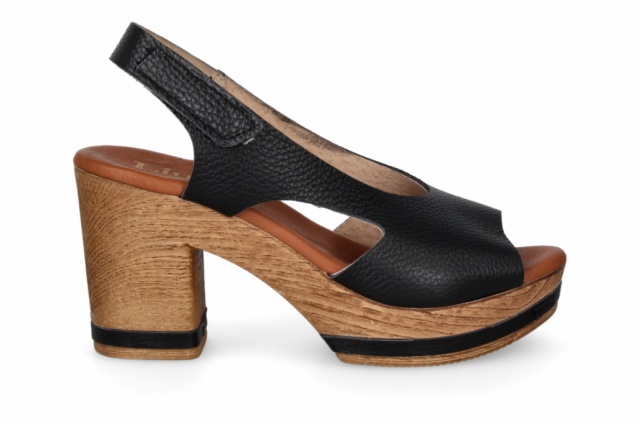SANDALIA BUGUI CAPRI NEGRO