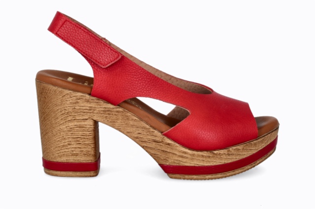 SANDALIA BUGUI CAPRI OCRE