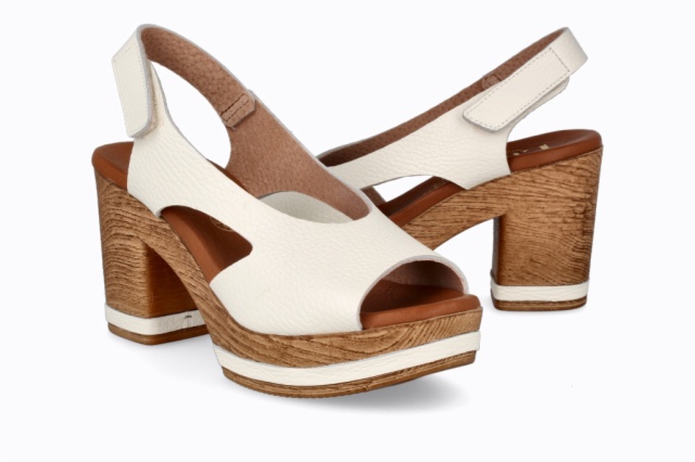 SANDALIA BUGUI NUCLEAR CAPRI OCRE