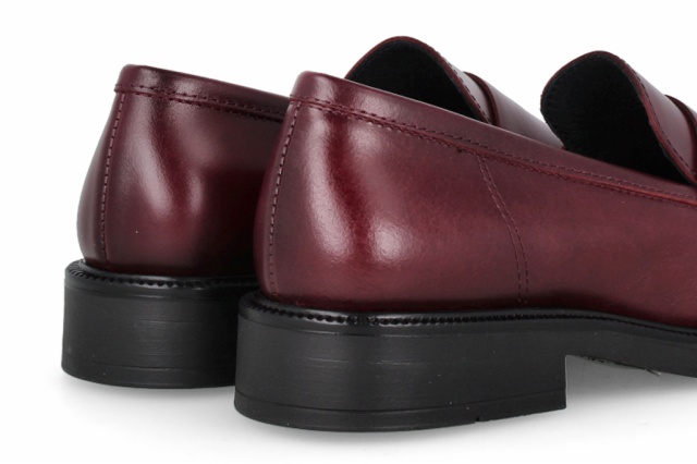 MOCASÍN SIERRA GUINDA NOA NEGRO