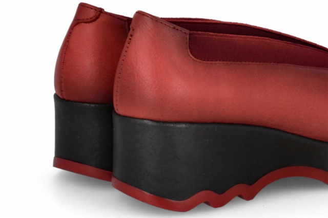 ZAPATO MATI NEGRO BURDEOS