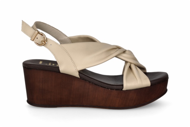 SANDALIA FLORENCIA BEIGE CANDELA NUEZ