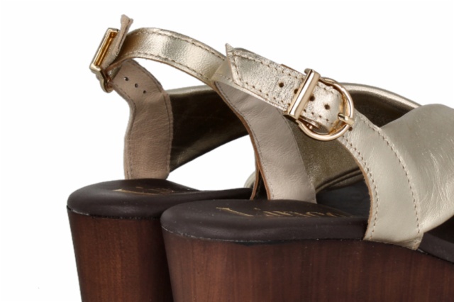 SANDALIA FLORENCIA PLATINO CANDELA NUEZ