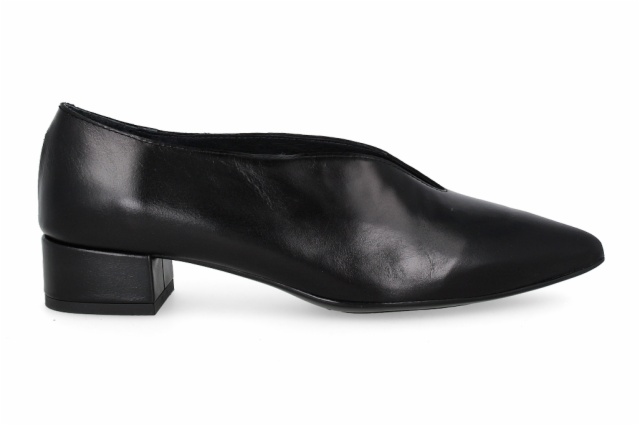ZAPATO BACARDI DOROTY NEGRO