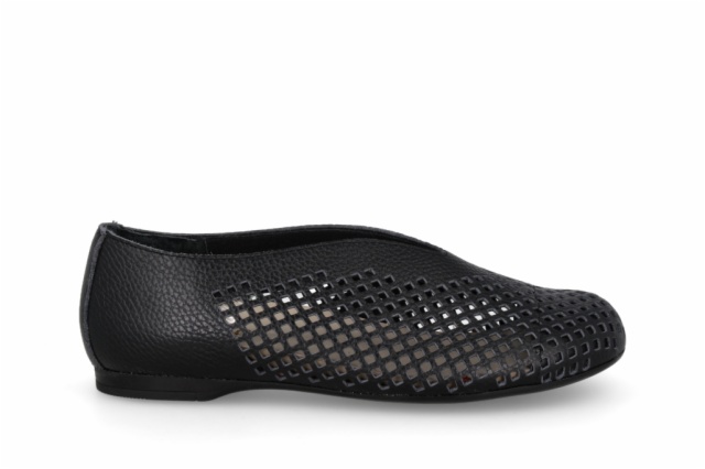 I61558PIEL SINDI NEGROH.976 LEILA NEGRO
