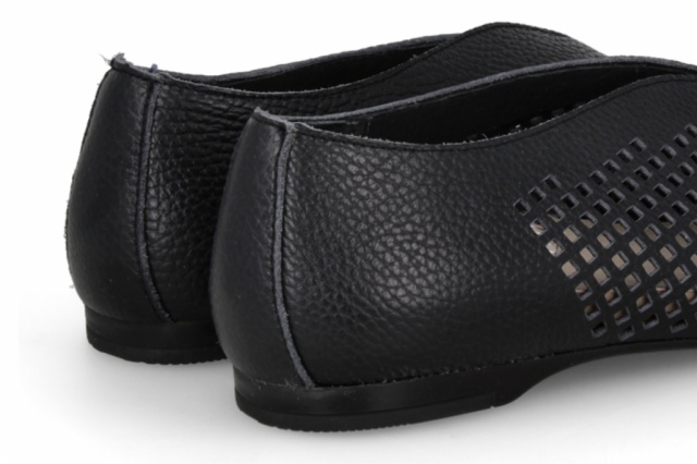 I61558PIEL SINDI NEGROH.976 LEILA NEGRO