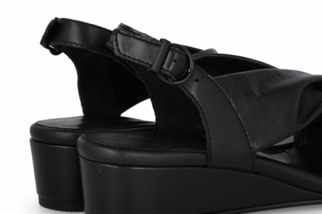 SANDALIA FLORENCIA NINA NEGRO